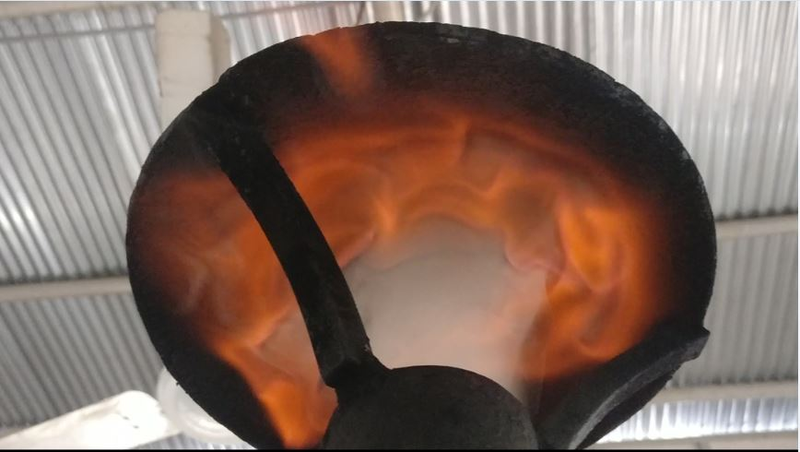 Steam-catalytic gasification: gasification — a real flame over the downdraft gasifier, from rig commissioning to syngas